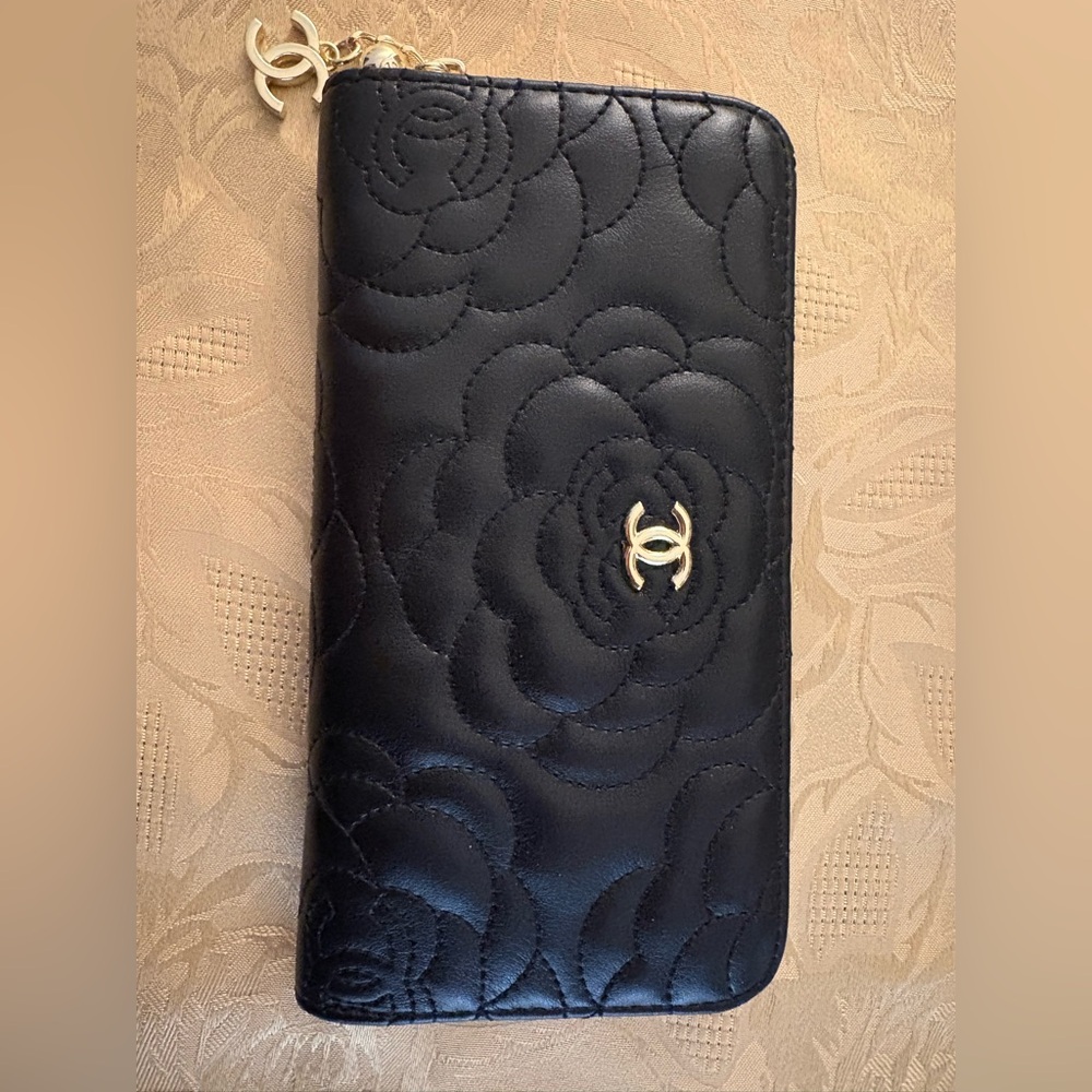 Black Floral wallet